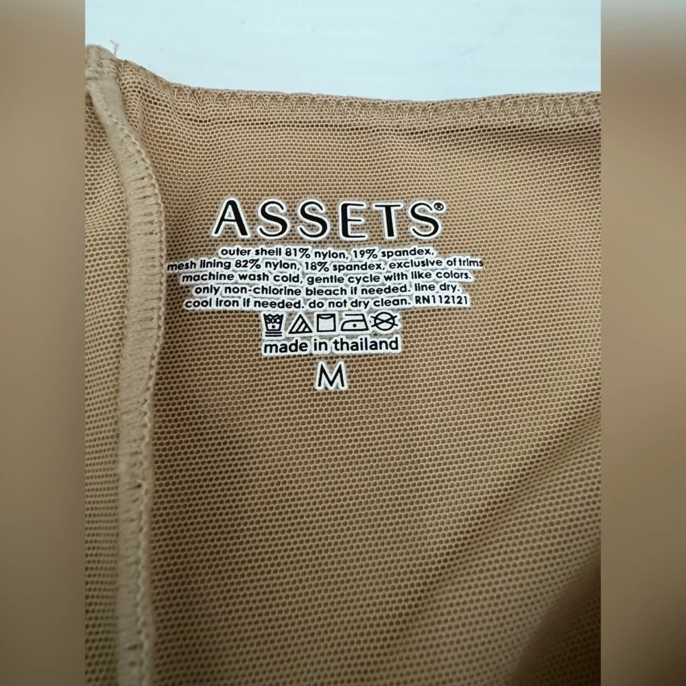 Spanx Assets High Waisted Mid Thigh Shape Wear Color-Nude Size-M